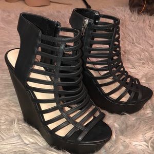 Black heels 🤩🤩